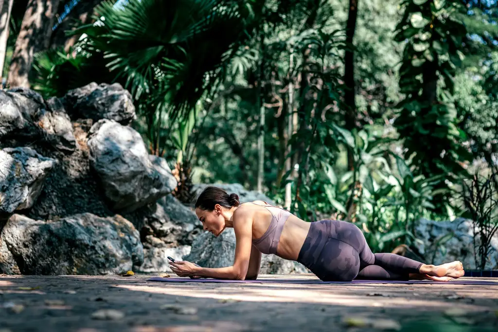 טרנספורמציה עם אימון לשינוי הרגלים – מדריך מעשי למתחילים