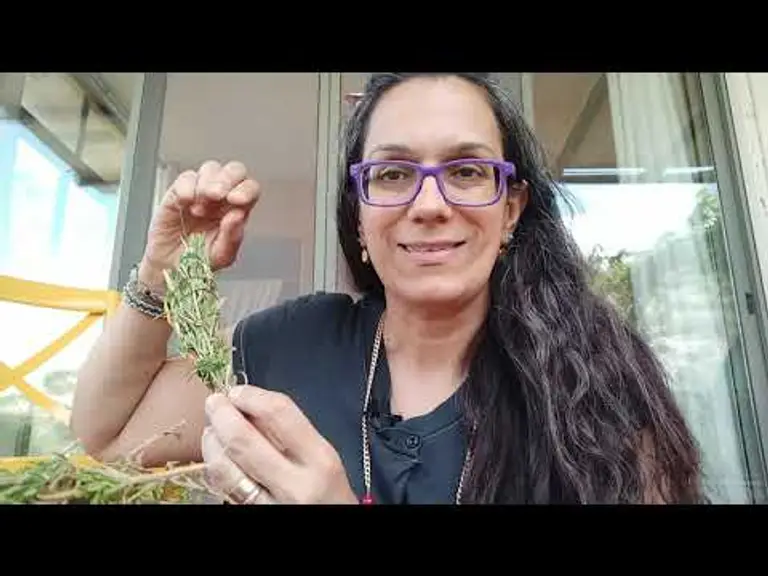 איך מטהרים את הבית ואיך מכינים מקל קטורת