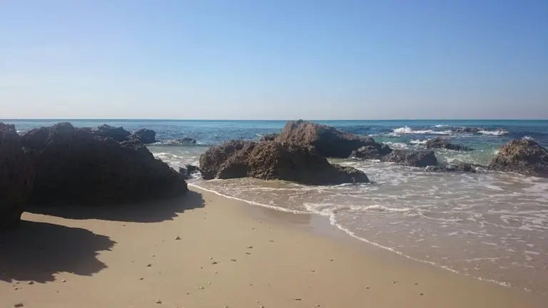 מסרים תת הכרתיים לשינה טובה בליווי מוזיקה בינוראלית